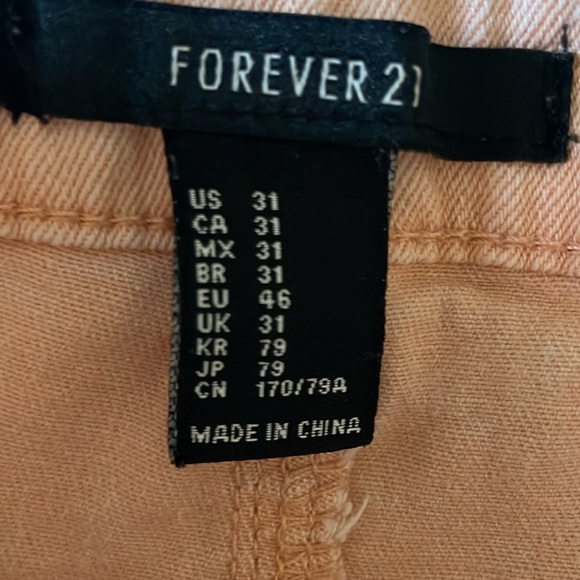 Women’s size 31 forever 21 peach Jean shorts - Picture 2 of 8